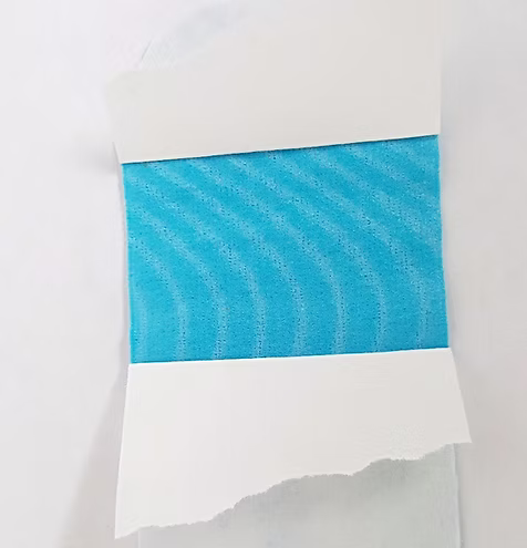 Foto explaining how to apply active ingredient matrix tape without overstretching.